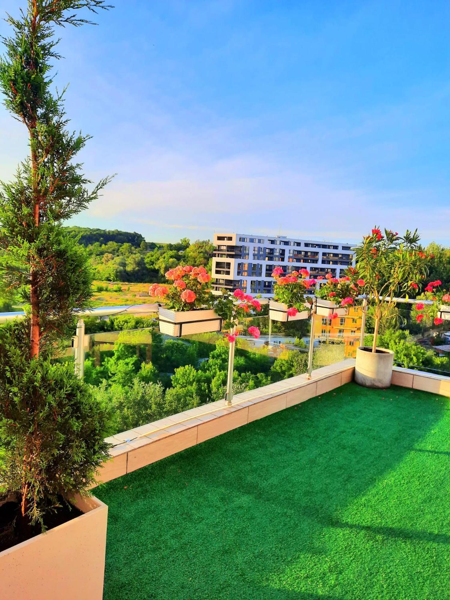 Apartmán Penthouse View Aeroport Iasi 2 Exteriér fotografie