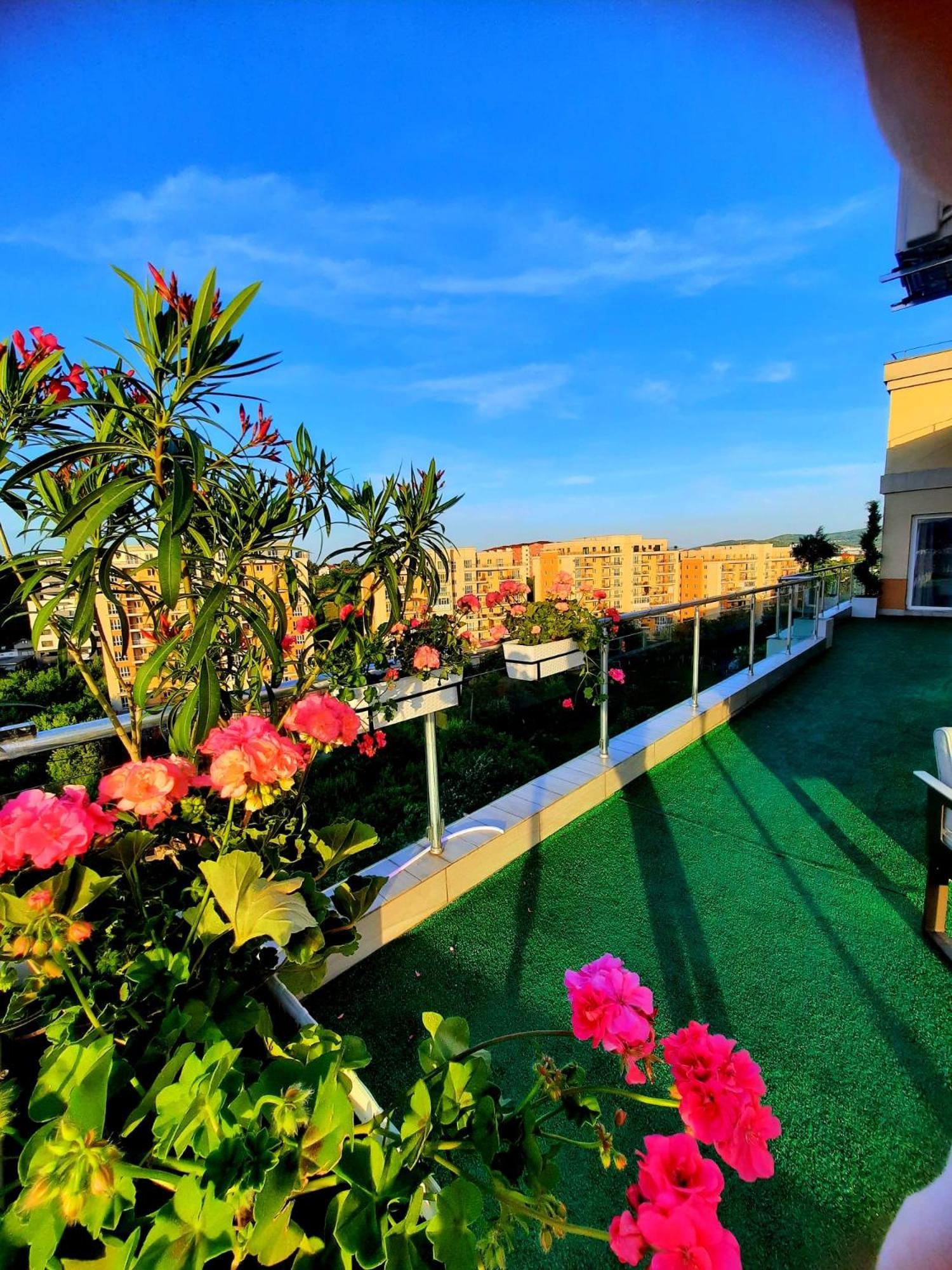 Apartmán Penthouse View Aeroport Iasi 2 Exteriér fotografie